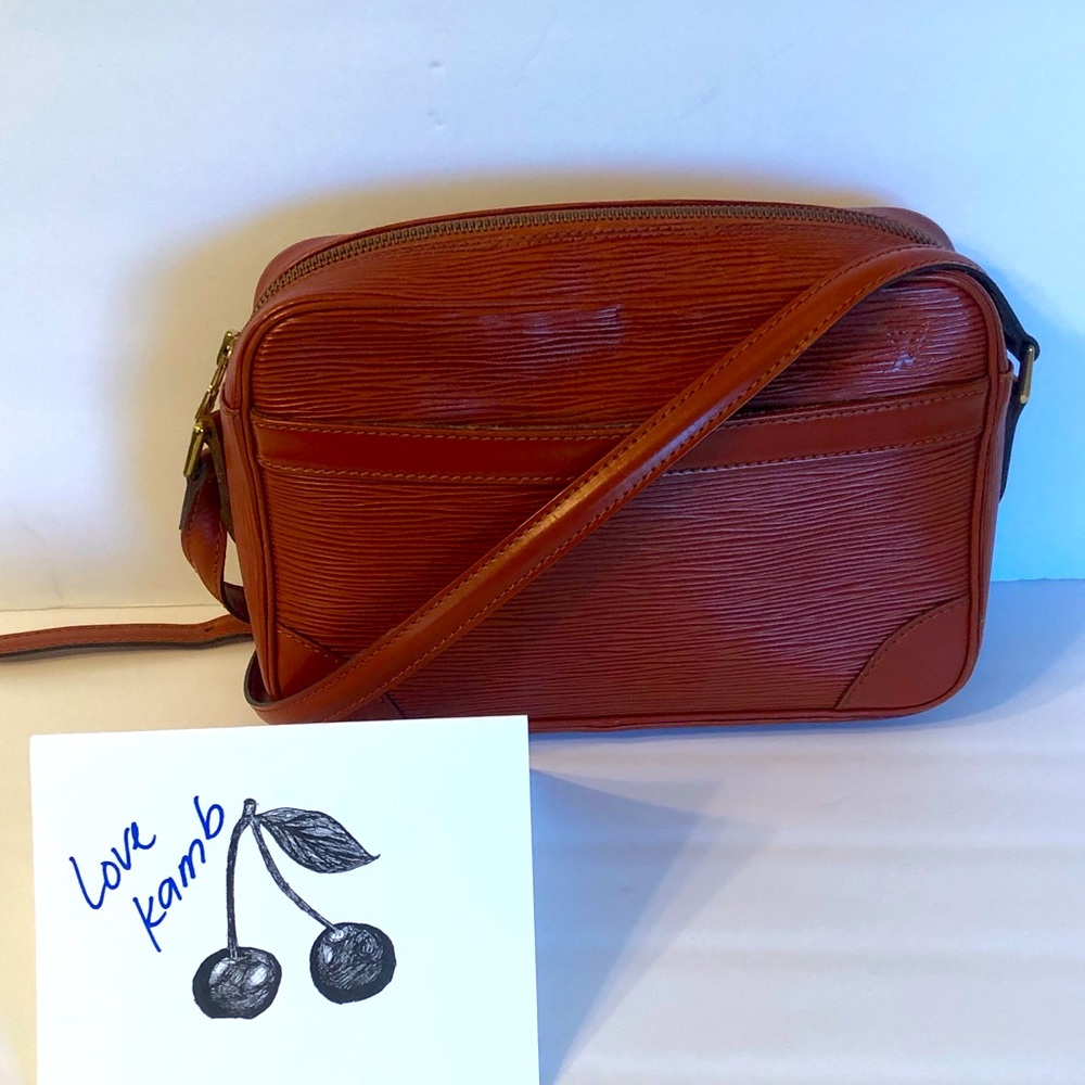 Louis Vuitton Trocadero Castilian Red Epi Leather Crossbody